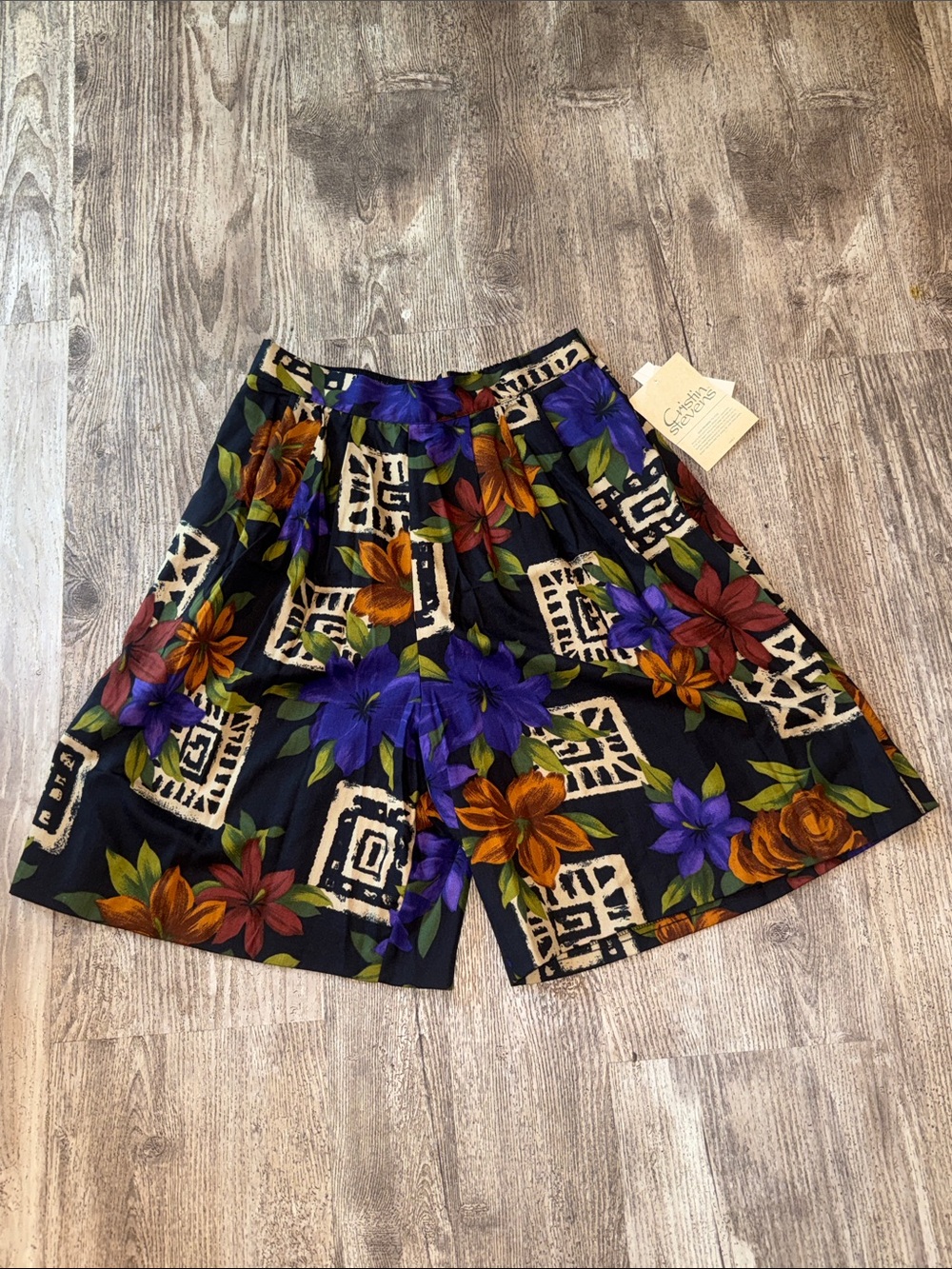 High-Rise Floral Print Bermuda Shorts in Black